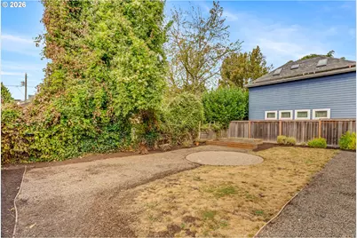 4537 N Kerby Ave, Portland, OR 97217 - Photo 24