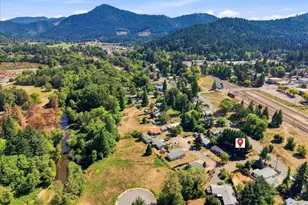 107 Gaddis Ln, Glendale, OR 97442 - Photo 22