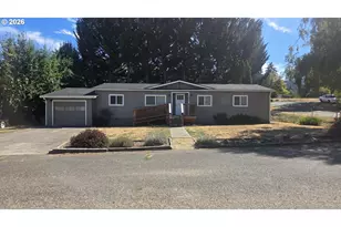 107 Gaddis Ln, Glendale, OR 97442 - Photo 2