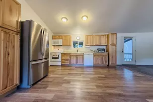 107 Gaddis Ln, Glendale, OR 97442 - Photo 10