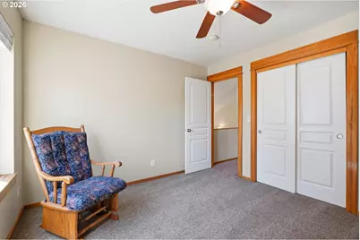 629 SE Roberts Ave, Gresham, OR 97080 - Photo 16