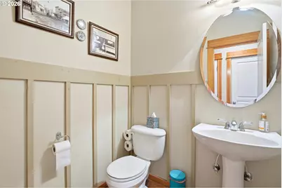 629 SE Roberts Ave, Gresham, OR 97080 - Photo 14