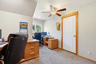 629 SE Roberts Ave, Gresham, OR 97080 - Photo 18