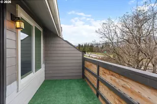 301 N 15th St, Hood River, OR 97031 - Photo 24