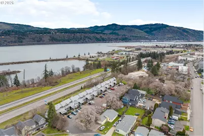 301 N 15th St, Hood River, OR 97031 - Photo 34