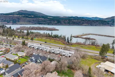 301 N 15th St, Hood River, OR 97031 - Photo 32
