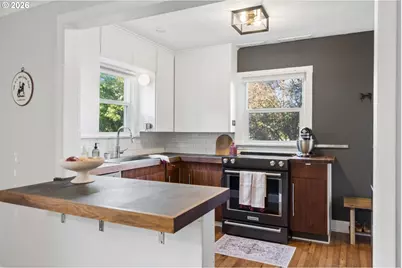 2015 E 29th St, Vancouver, WA 98663 - Photo 12
