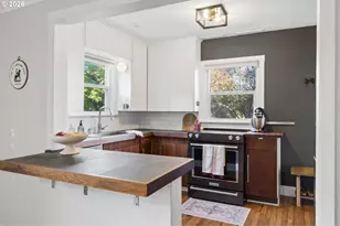 2015 E 29th St, Vancouver, WA 98663 - Photo 12
