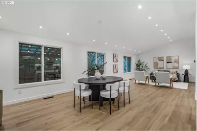 257 SW Nancy Cir, Gresham, OR 97030 - Photo 12