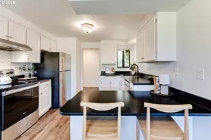 1171 Valley Butte Dr, Eugene, OR 97401 - Photo 4