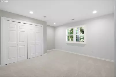 808 SW Regency Ter, Portland, OR 97225 - Photo 24