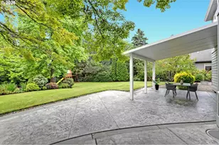 2715 NW Linmere Dr, Portland, OR 97229 - Photo 24
