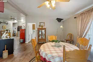 5041 N Myrtle Rd, Myrtle Creek, OR 97457 - Photo 20