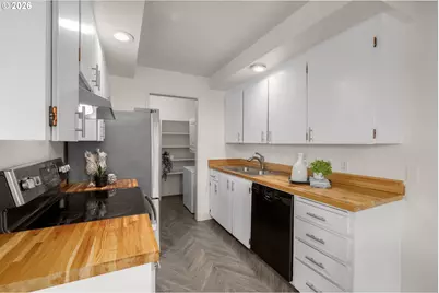 [Address not provided], Lake Oswego, OR 97035 - Photo 18