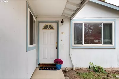 345 W Exeter St, Gladstone, OR 97027 - Photo 2
