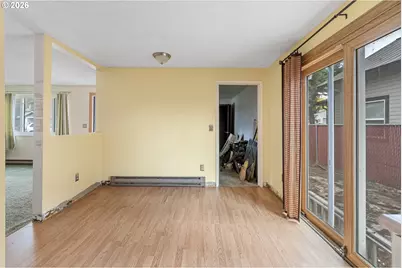345 W Exeter St, Gladstone, OR 97027 - Photo 8