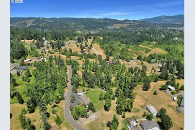 78135 Daybreak Dr, Cottage Grove, OR 97424 - Photo 6