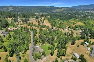 78135 Daybreak Dr, Cottage Grove, OR 97424 - Photo 6