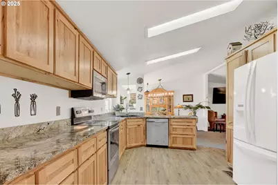 78135 Daybreak Dr, Cottage Grove, OR 97424 - Photo 18