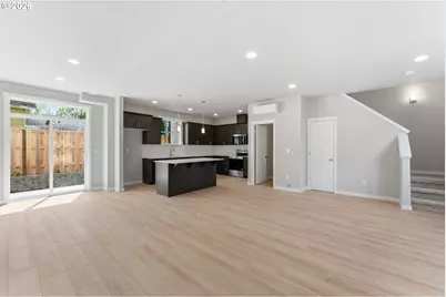 4754 N Vanderbilt St, Portland, OR 97203 - Photo 6