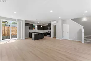 4754 N Vanderbilt St, Portland, OR 97203 - Photo 6