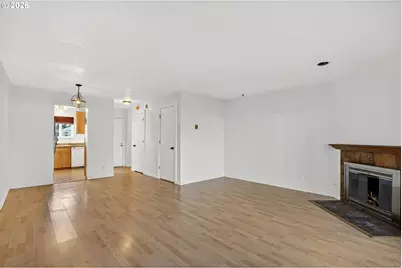 312 NE 103rd St, Vancouver, WA 98685 - Photo 4