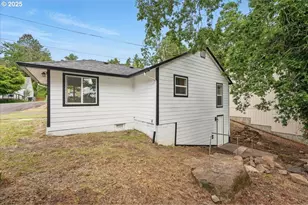 4711 Alder St, West Linn, OR 97068 - Photo 18