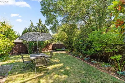 1940 Tarpon St, Eugene, OR 97401 - Photo 22