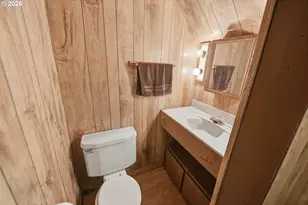 1302 California Ave, Coos Bay, OR 97420 - Photo 22