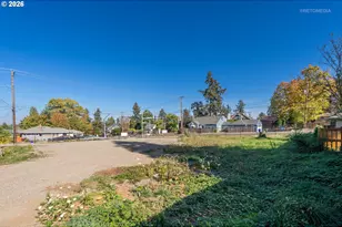 12811 SE Oatfield Rd, Milwaukie, OR 97222 - Photo 1