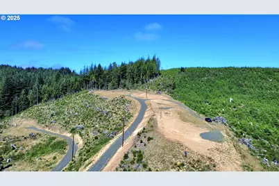 000 Fawn Ln #1202, Coos Bay, OR 97420 - Photo 12