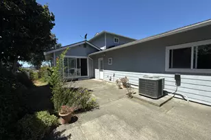 15275 Oceanview Dr, Brookings, OR 97415 - Photo 32