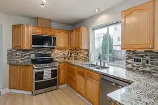 16348 SW Cornelian Way, Beaverton, OR 97007 - Photo 8