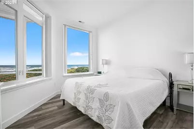 5852 SW Cupola Dr, South Beach, OR 97366 - Photo 14