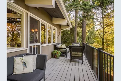 17422 Blue Heron Rd, Lake Oswego, OR 97034 - Photo 16