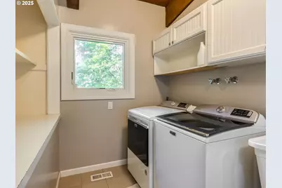 17422 Blue Heron Rd, Lake Oswego, OR 97034 - Photo 22