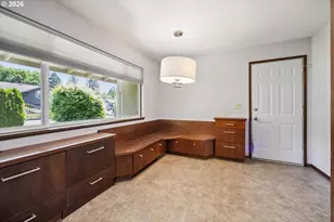 9285 SW Whitford Ln, Portland, OR 97223 - Photo 12
