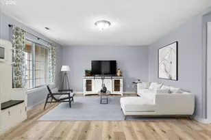 1207 Mountain View Ln, Molalla, OR 97038 - Photo 2