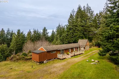 42365 Hensley Hill Rd, Port Orford, OR 97465 - Photo 8