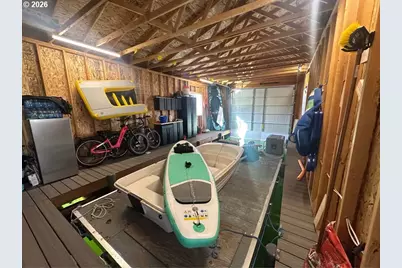 101 N Boat Basin Rd, The Dalles, OR 97058 - Photo 8