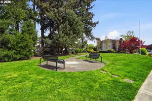 10525 NE Cedar Falls Loop, Hillsboro, OR 97006 - Photo 24