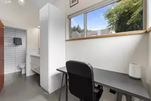 2319 SE Belmont St, Portland, OR 97214 - Photo 10