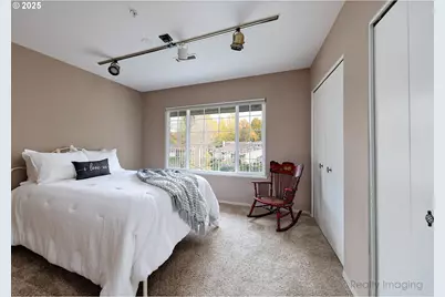 13775 SW Scholls Ferry Rd #205, Beaverton, OR 97008 - Photo 12