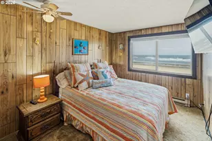 321 N Pacific St, Rockaway Beach, OR 97136 - Photo 12