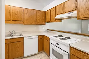 13775 SW Scholls Ferry Rd, Beaverton, OR 97008 - Photo 18