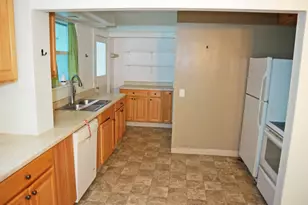 1936 SE 139th Ave, Portland, OR 97233 - Photo 4