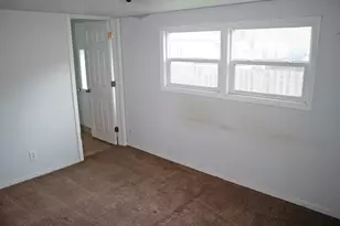 1936 SE 139th Ave, Portland, OR 97233 - Photo 6