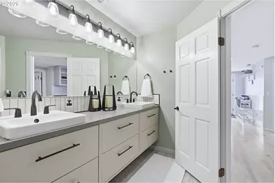21014 NE Interlachen Ln, Fairview, OR 97024 - Photo 20