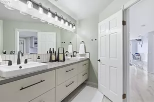 21014 NE Interlachen Ln, Fairview, OR 97024 - Photo 20