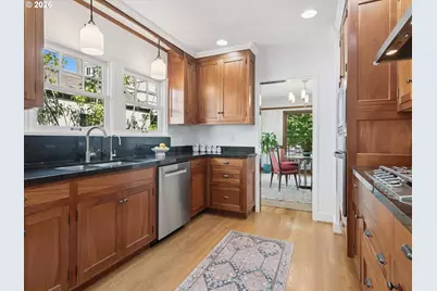2235 NE 25th Ave, Portland, OR 97212 - Photo 14